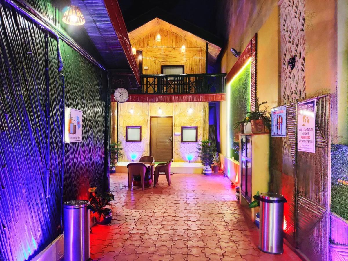 Hotel Bamboo Castle Джайпур Екстер'єр фото